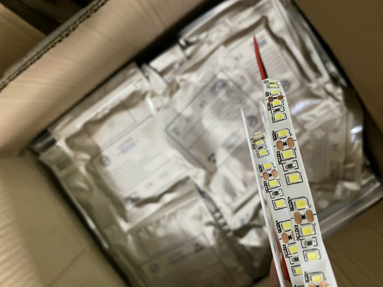 Cuộn dậy led 12v dài 5m