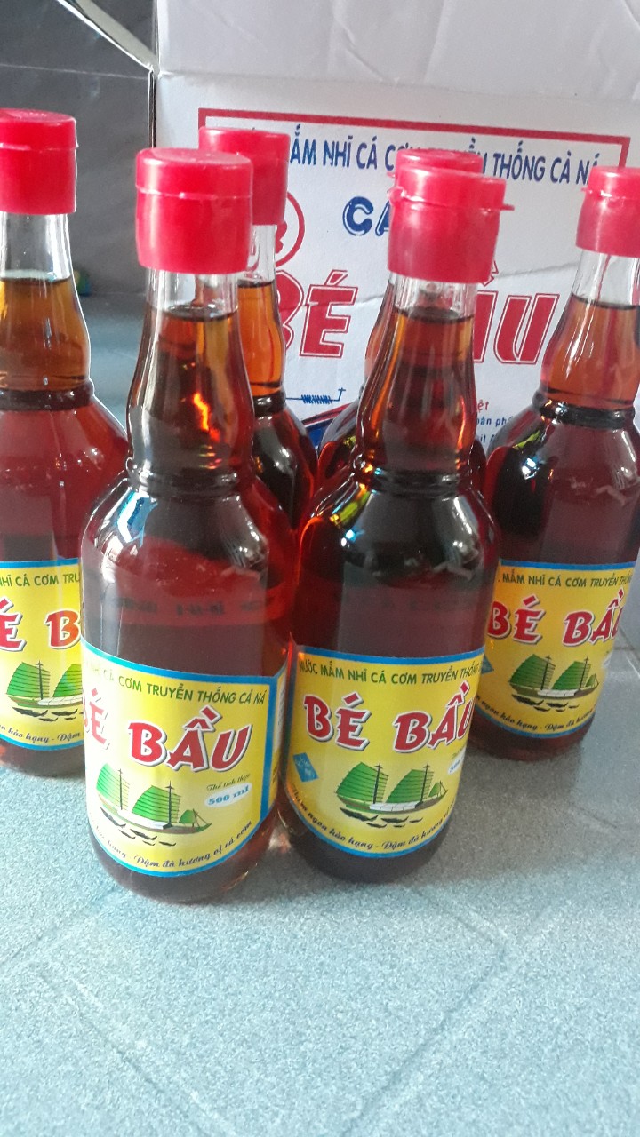 NƯỚC MẮM NHỈ CÁ CƠM BÉ BẦU LOẠI ĐẶC BIỆT, NGON NHẤT( 1 THÙNG 6 CHAI THUỶ TINH LOẠI 500ML)
