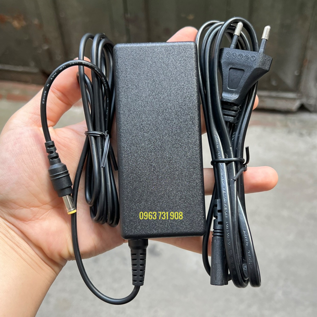 Sạc Loa Bluetooth Harman Kardon Go + Play