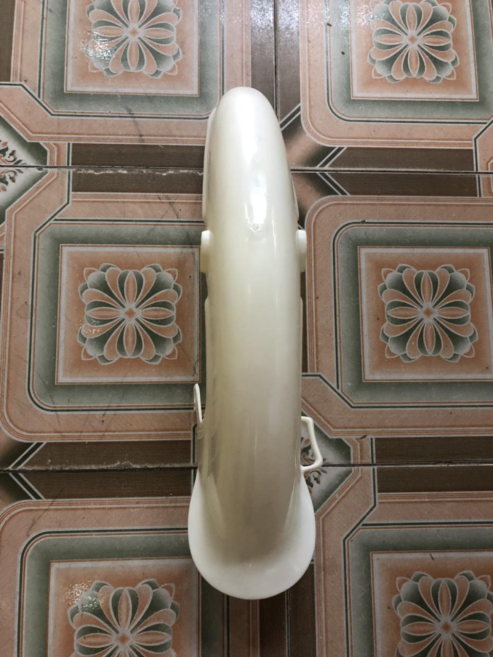 Chắn bùn trước honda cub 81