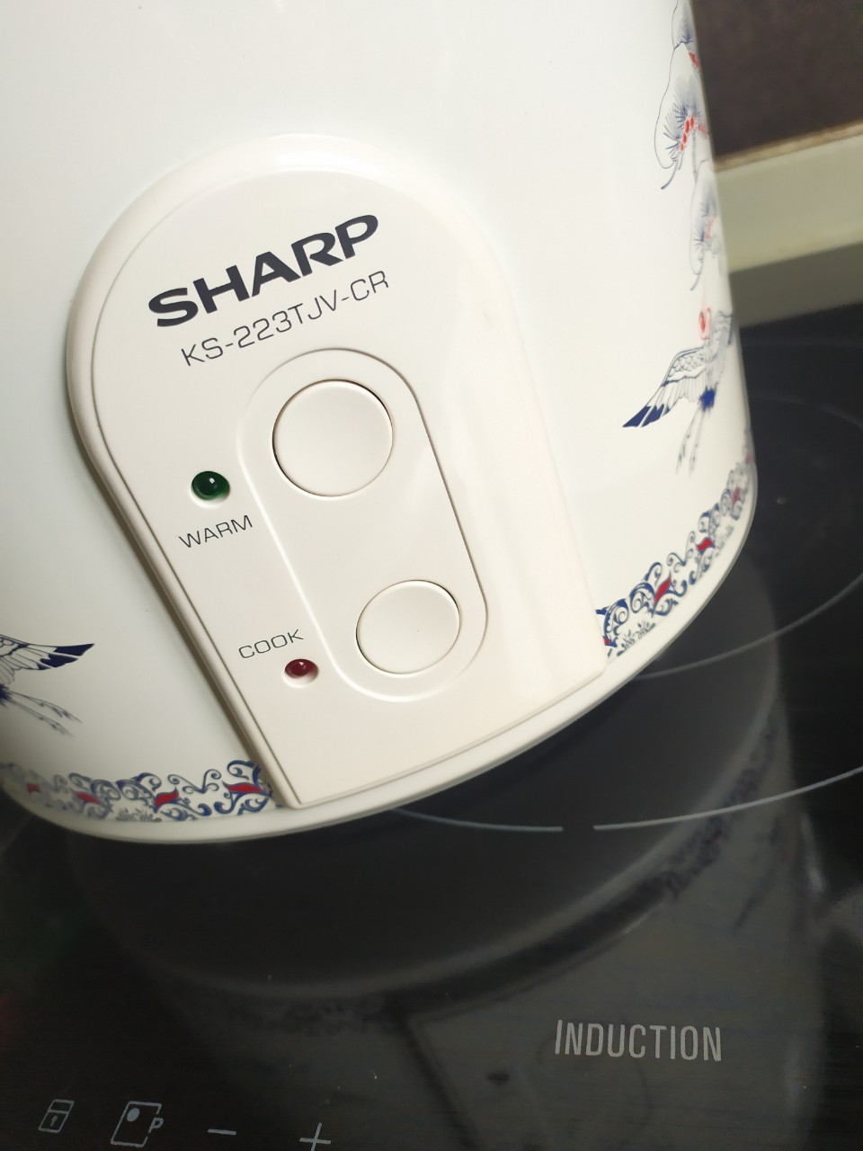 Nồi cơm điện Sharp 2.2 lít KS-223TJV-CR