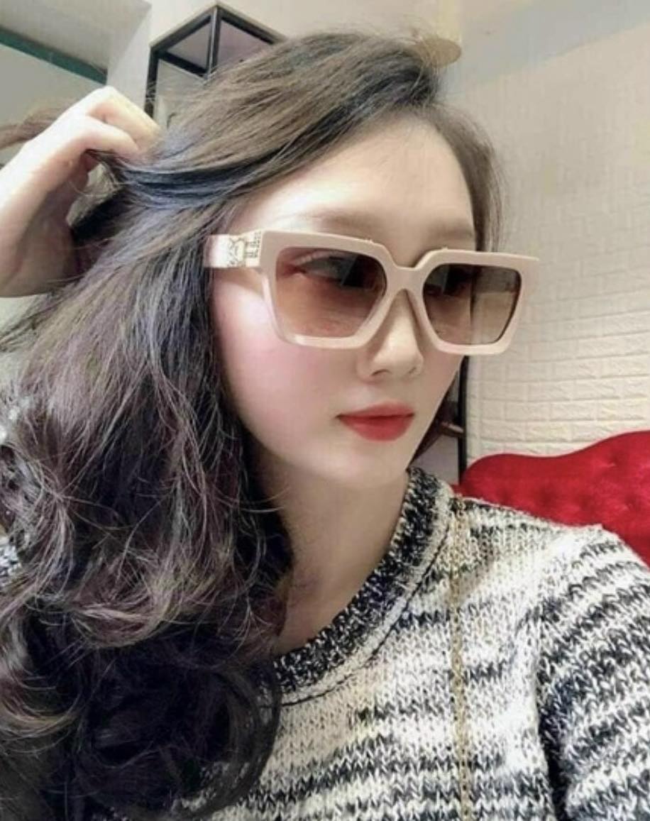Kính râm nam nữ Màu Hồng viền vàng cao cấp