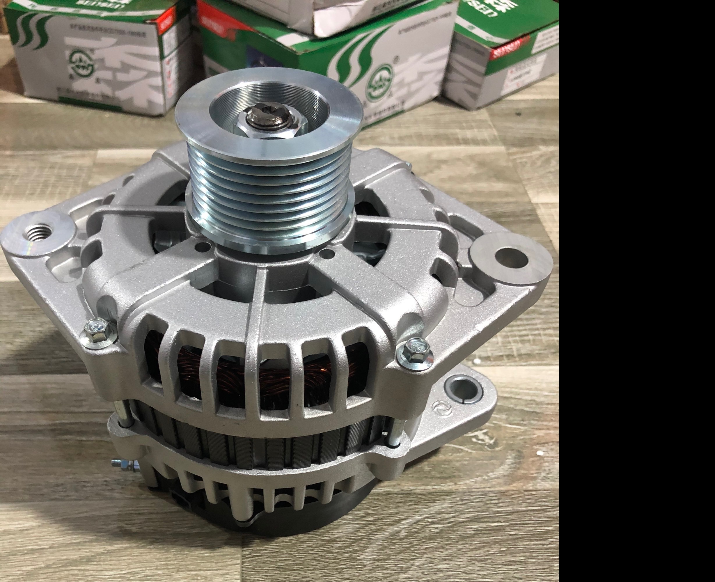 Máy phát ĐF375 24v-70A 2000w trắng DECC (JFZ3703)