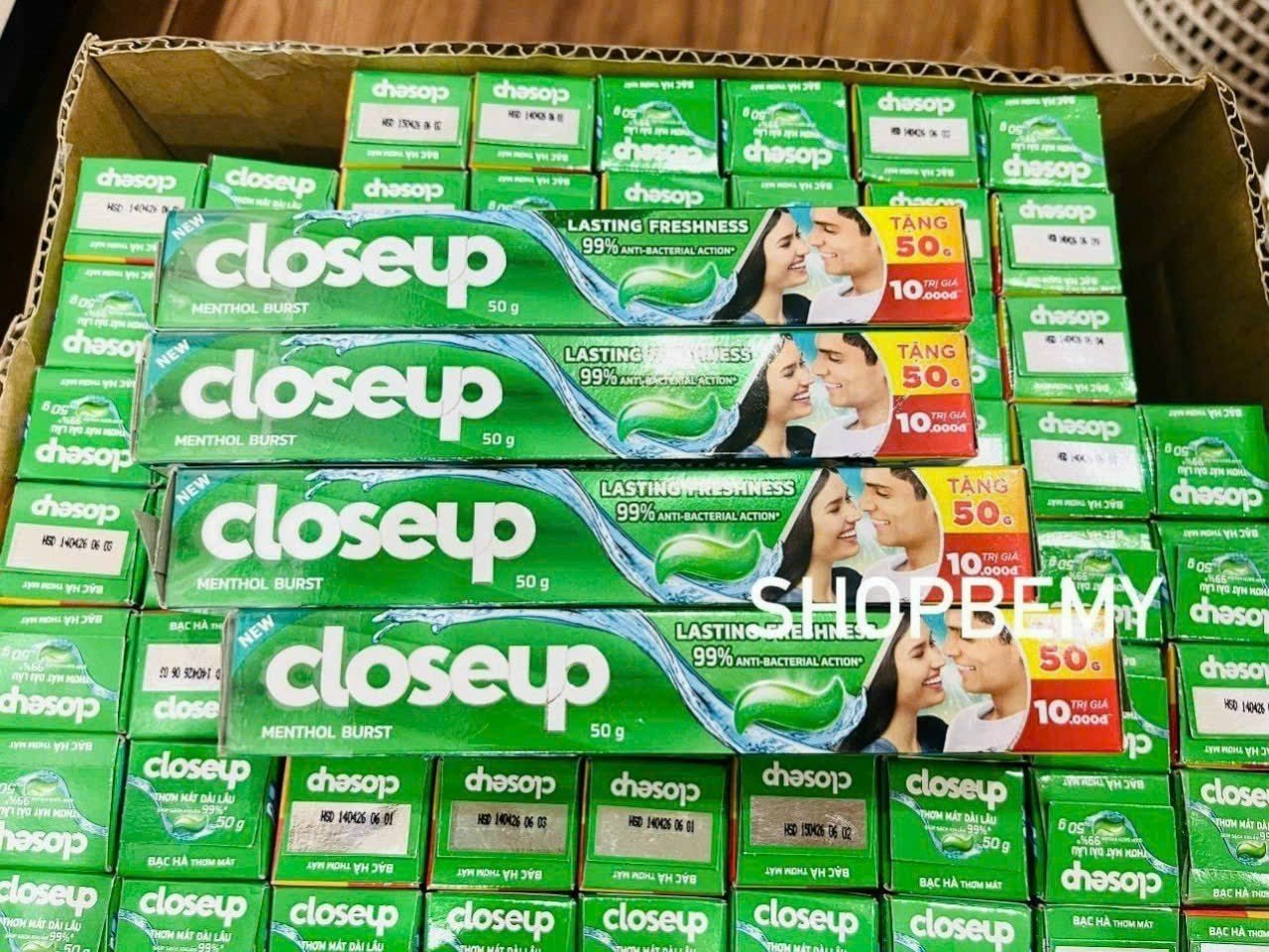 10 Tuýp kem đánh răng  Closeup Bạc Hà 50g