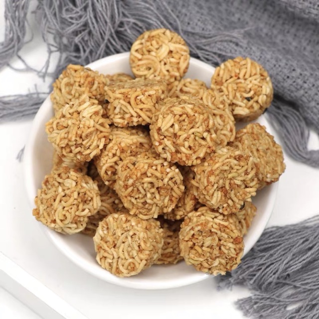 Snack Mì Cay Giòn Giòn Thơm Ngon