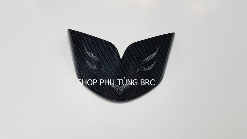 Bộ ốp mỏ dè phủ cacbon trước, sau xe SH 2020.
