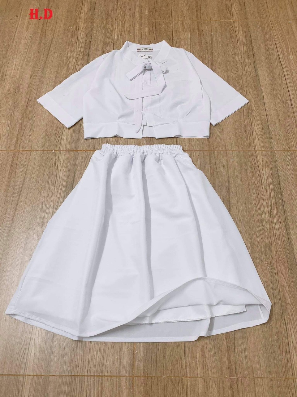Sét váy  áo croptop trắng  nơ + chân váy xoè