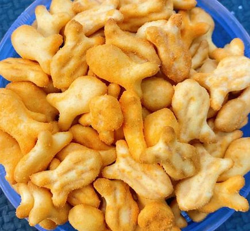 BÁNH QUY CÁ LẮC PHÔ MAI -  500G