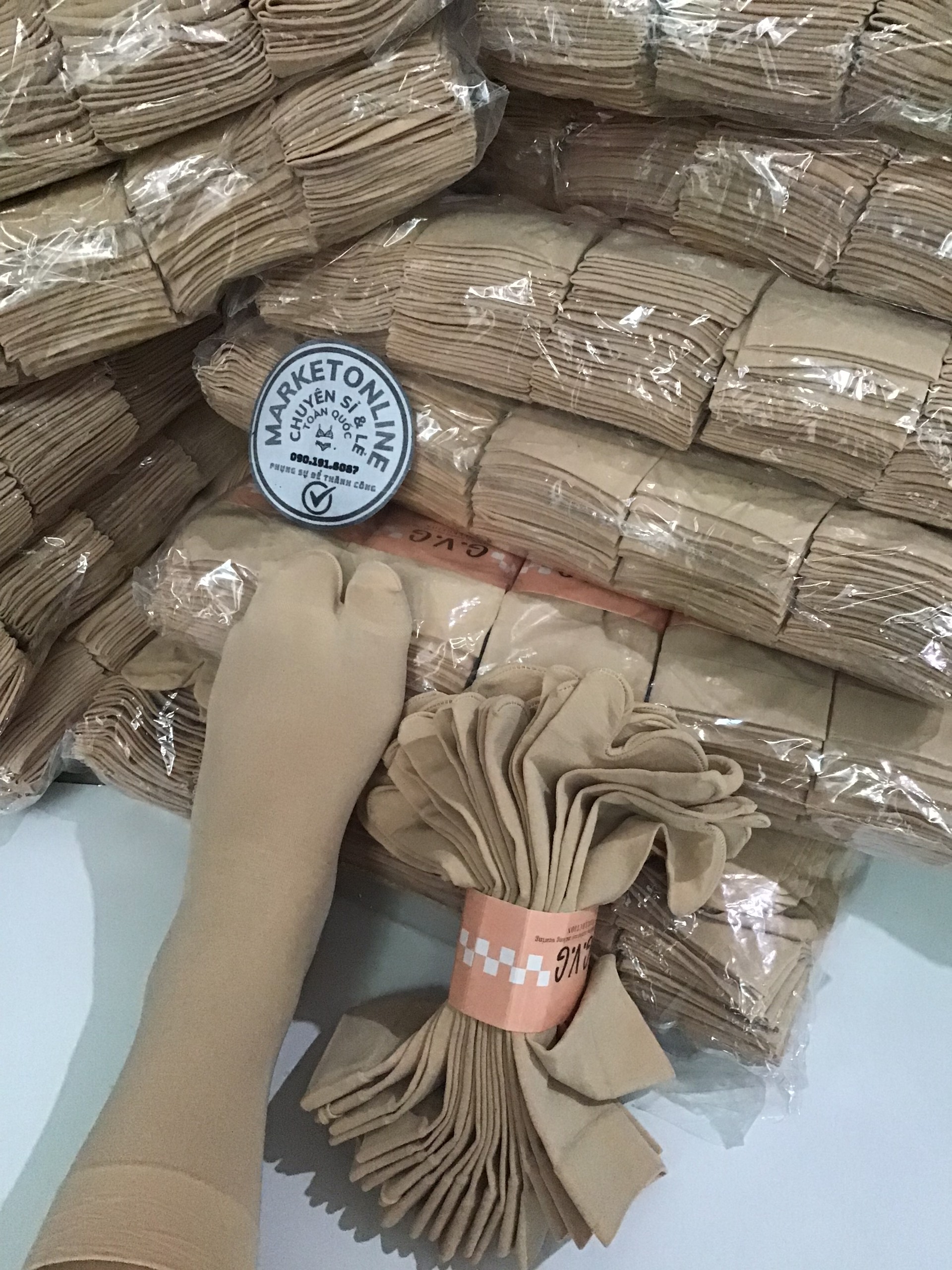 Set 10 đôi  tất vớ da xỏ ngón chân chất cotton mềm co giãn 4 chiều có độ nhóm đủ chống trượt bảo vệ đôi bàn chân