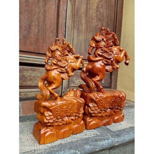Tượng quan công cưỡi ngựa cao 40cm