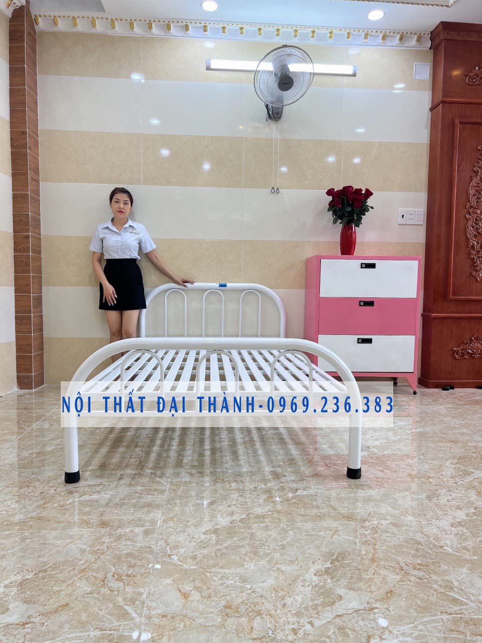 Giường sắt mẫu đơn giản kích thước 1m x dài 2m