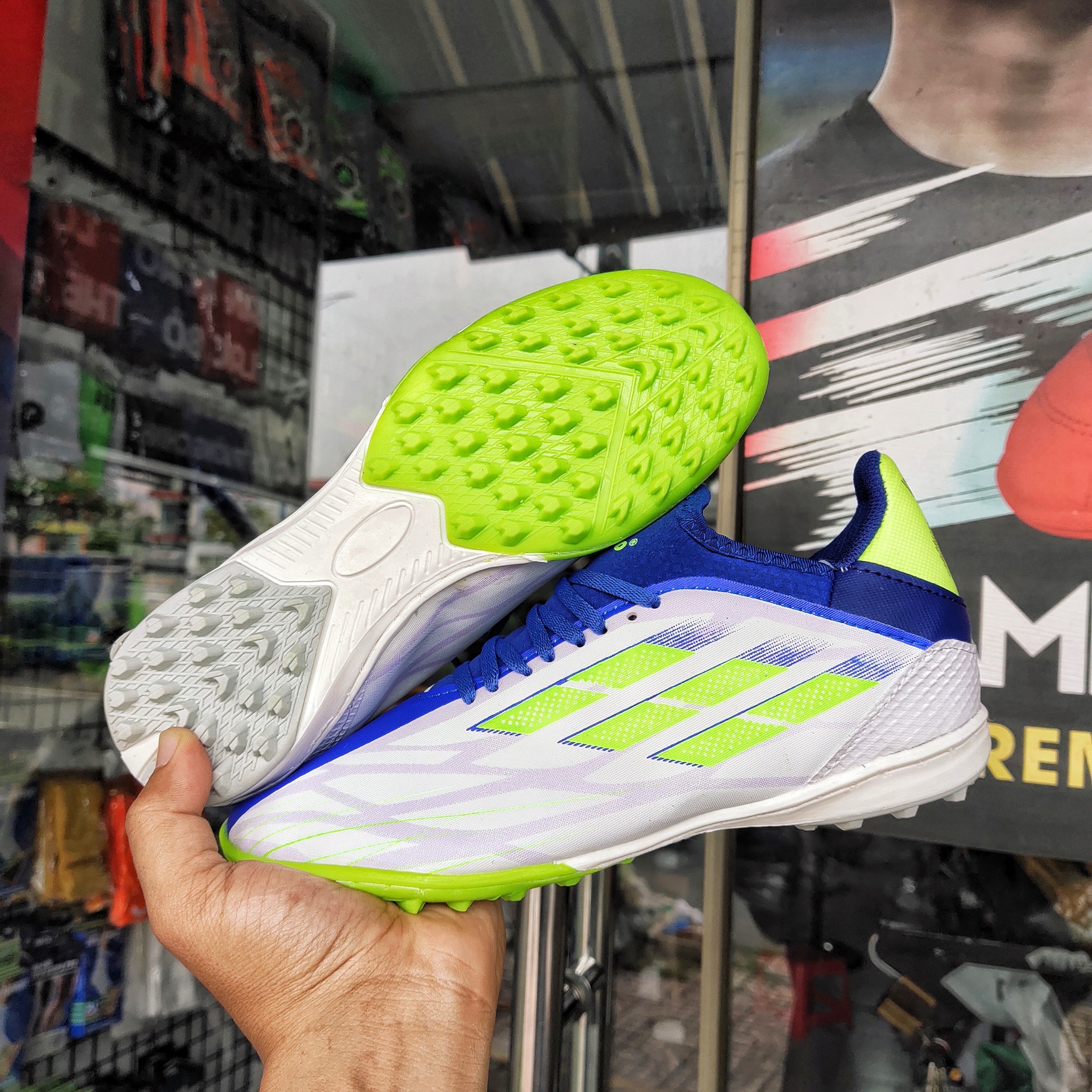 Giày Đá Bóng Winpro X SPeedflow TF  ( Tặng khâu đế + túi rút + Hộp + Tất )