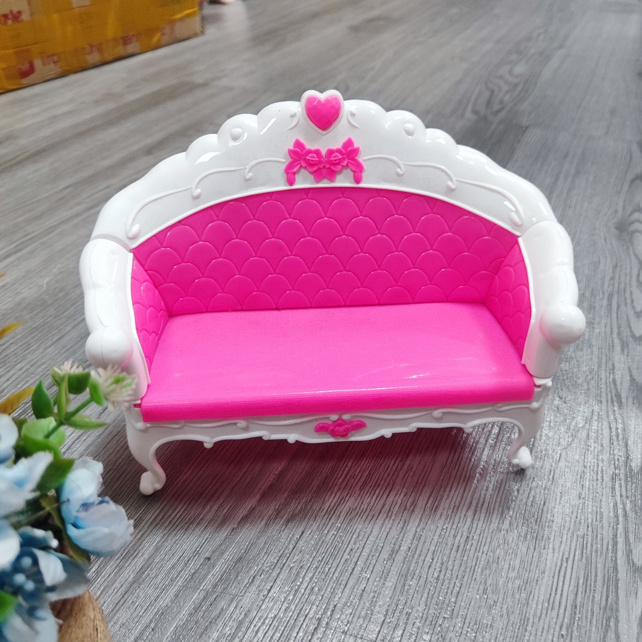 Ghế sofa cổ điển đồ chơi nội thất nhà búp bê