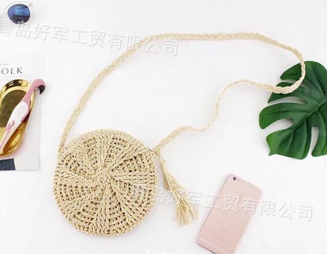Túi cói đi biển dáng tròn