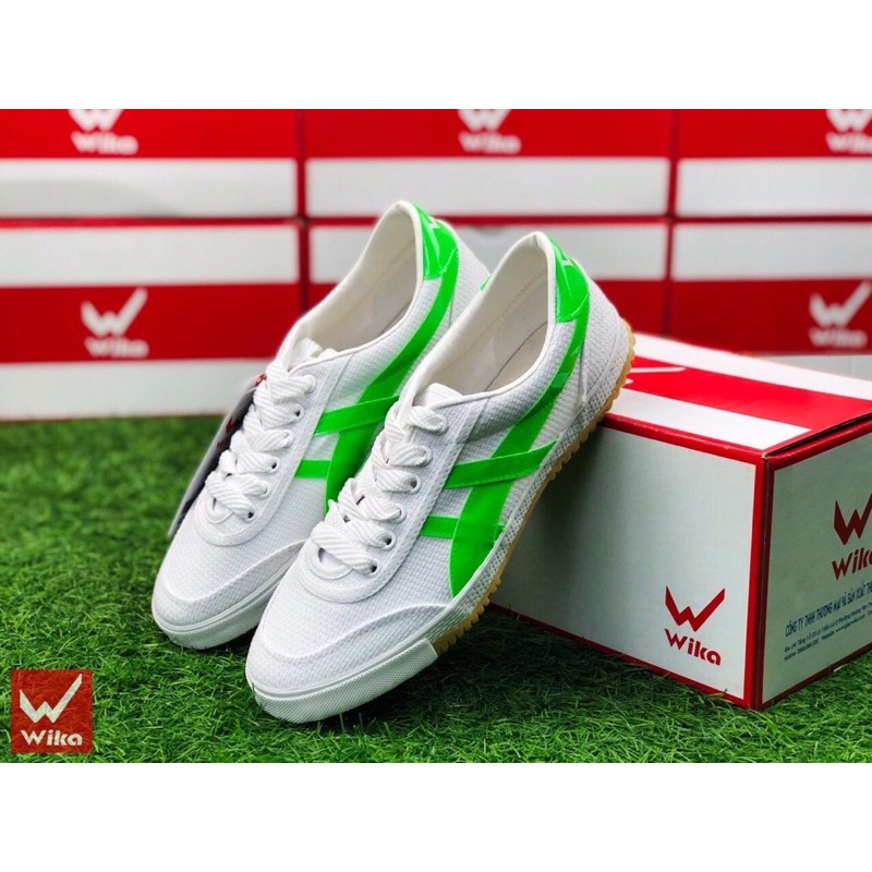 Giày đá bóng bata | giày bóng đá bata vải chính hãng wika ultra2