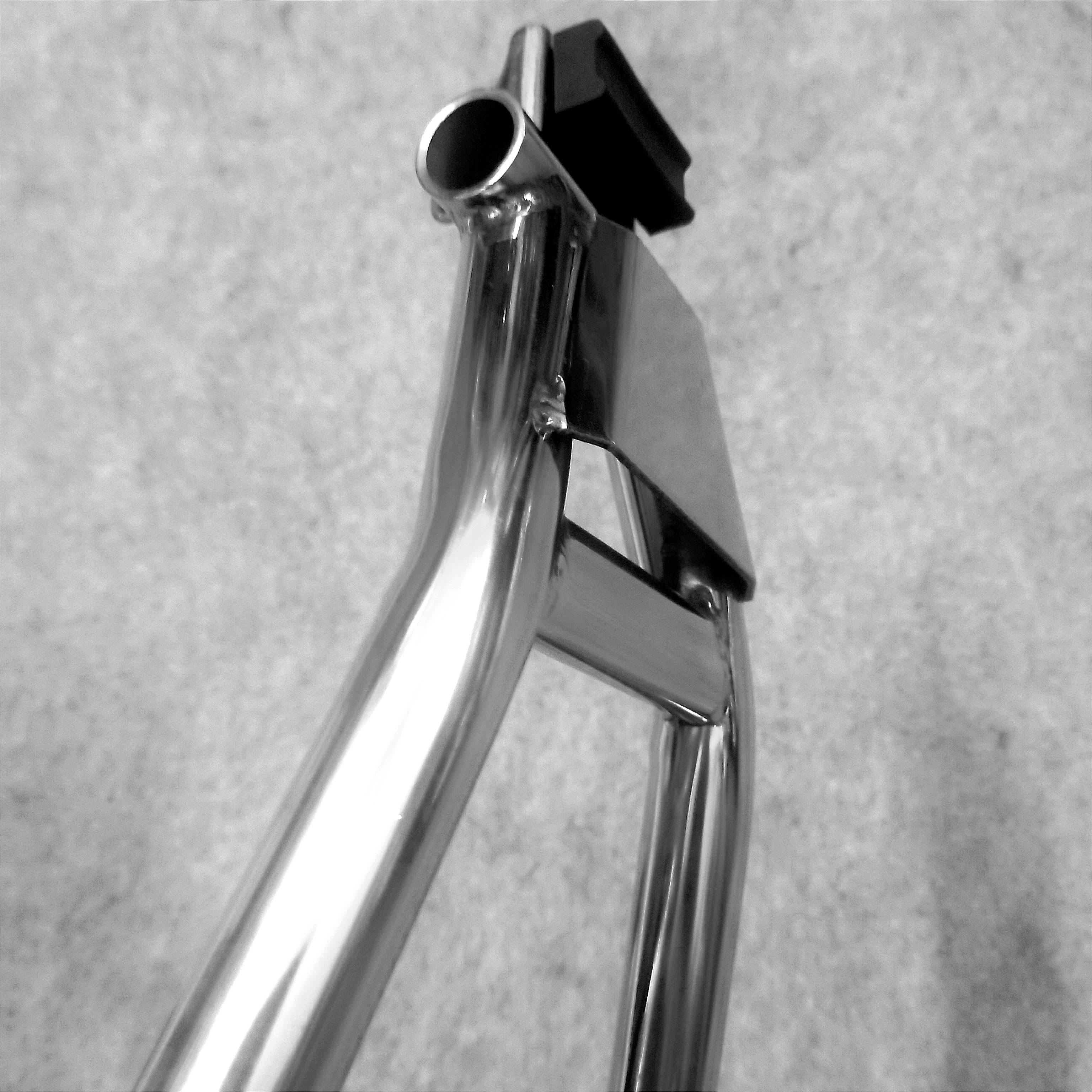 CHỐNG ĐỨNG WAVE NHỎ INOX - hàng đặc biệt