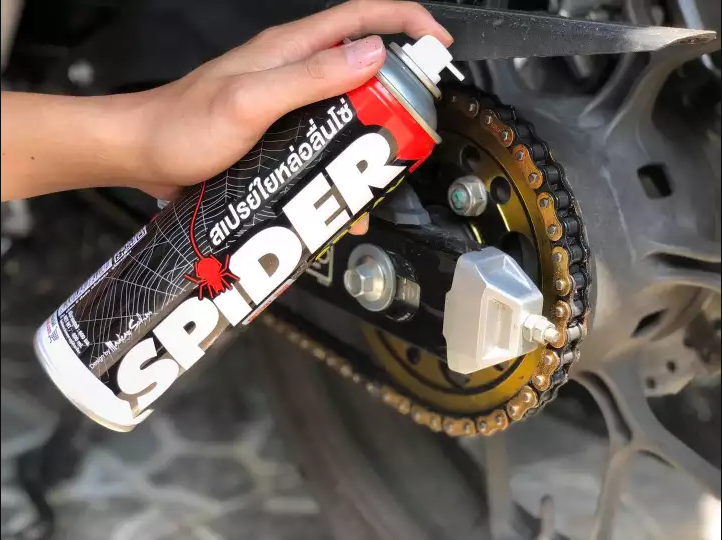 Xịt dưỡng sên SPIDER 600ml Thái Lan