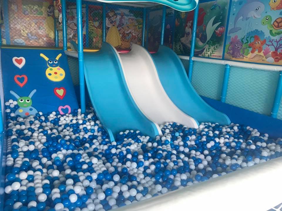 Máng trượt 3
