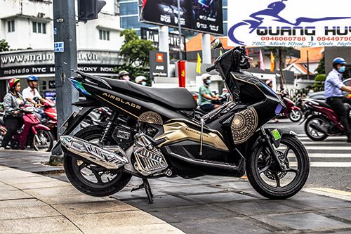 Tem trùm airblade trống đồng đen vàng đồng,team decal ab 2020
