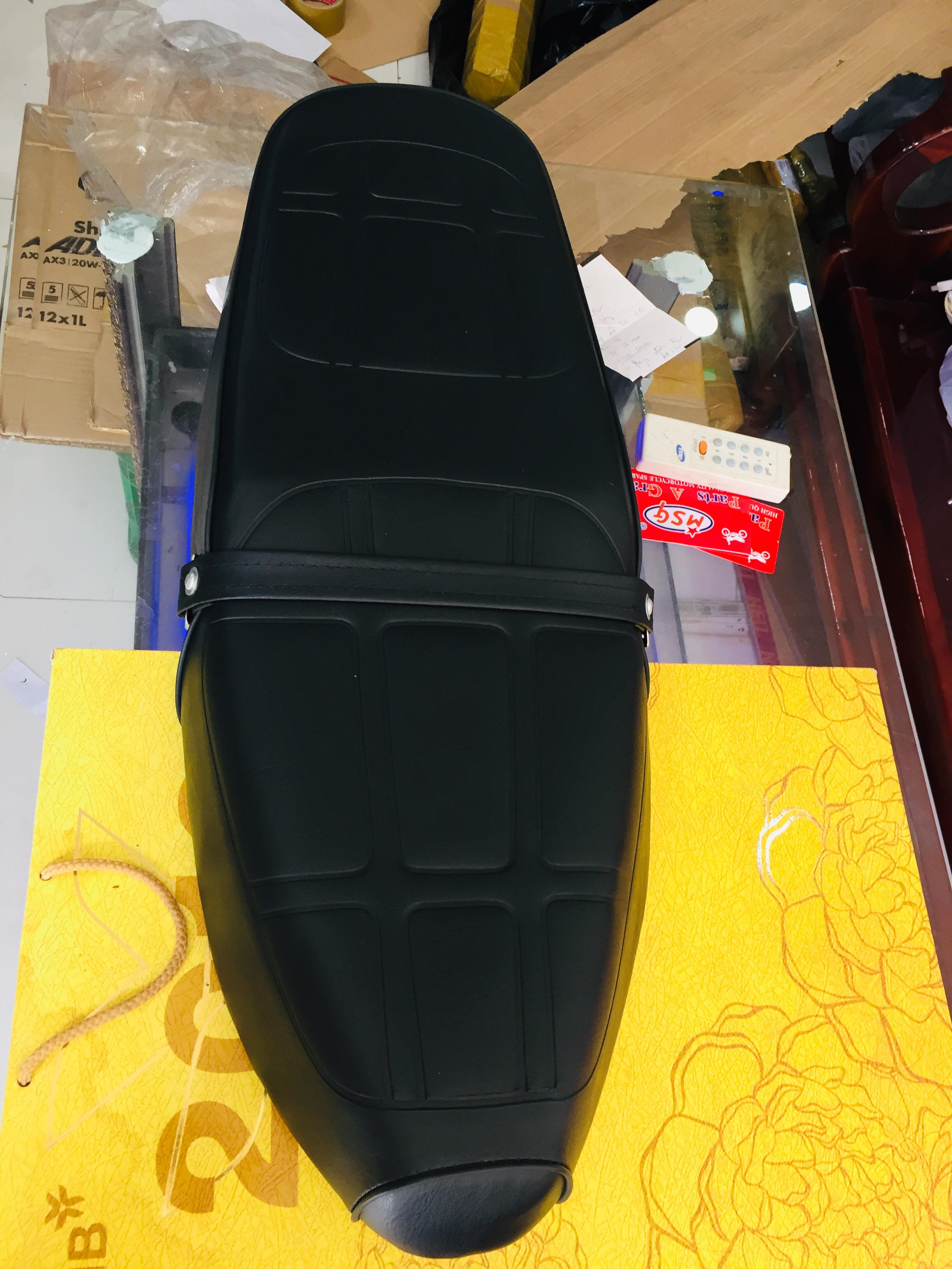 yên liền cho xe cub đèn vuông :DD-DH-82-84...