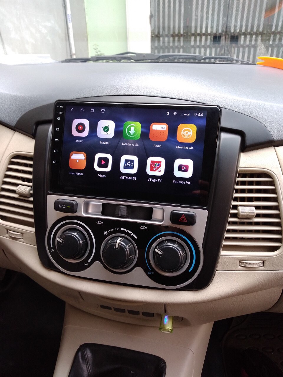 [Hỗ Trợ Lắp Đặt] SHOP UY TÍN 166 SIÊU KHUYẾN MẠI-Bộ Màn hình KÈM MẶT DƯỠNG xe hơi TOYOTA INNOVA  2015 cao cấp kết nối wifi, gọi điện, chỉ đường, nghe nhạc, lướt web tốc độ cao