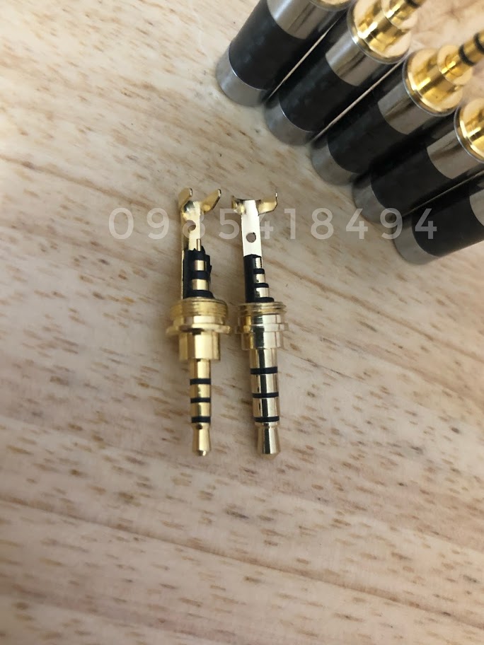 Jack 2.5 stereo (nhỏ hơn jack 3.5)- giá 1 chiếc