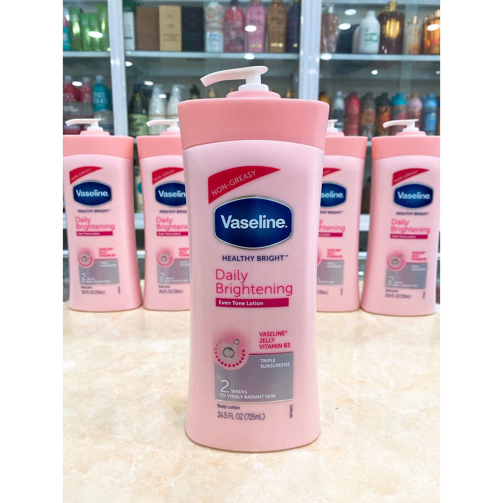 Dưỡng thể trắng da Vaseline 725ml