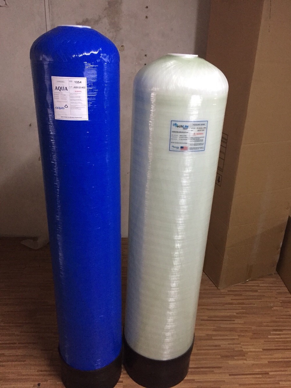 VỎ CỘT LỌC TỔNG COMPOSITE 1054