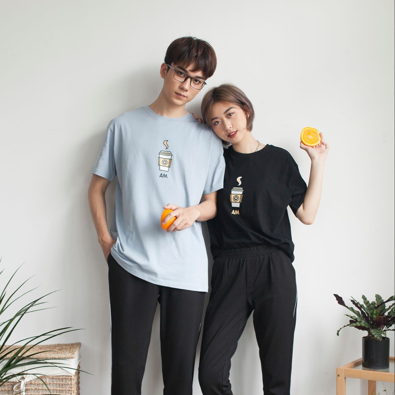 [SALE 70%] Áo phông đôi họa tiết LOOK COFE WINEE TEE
