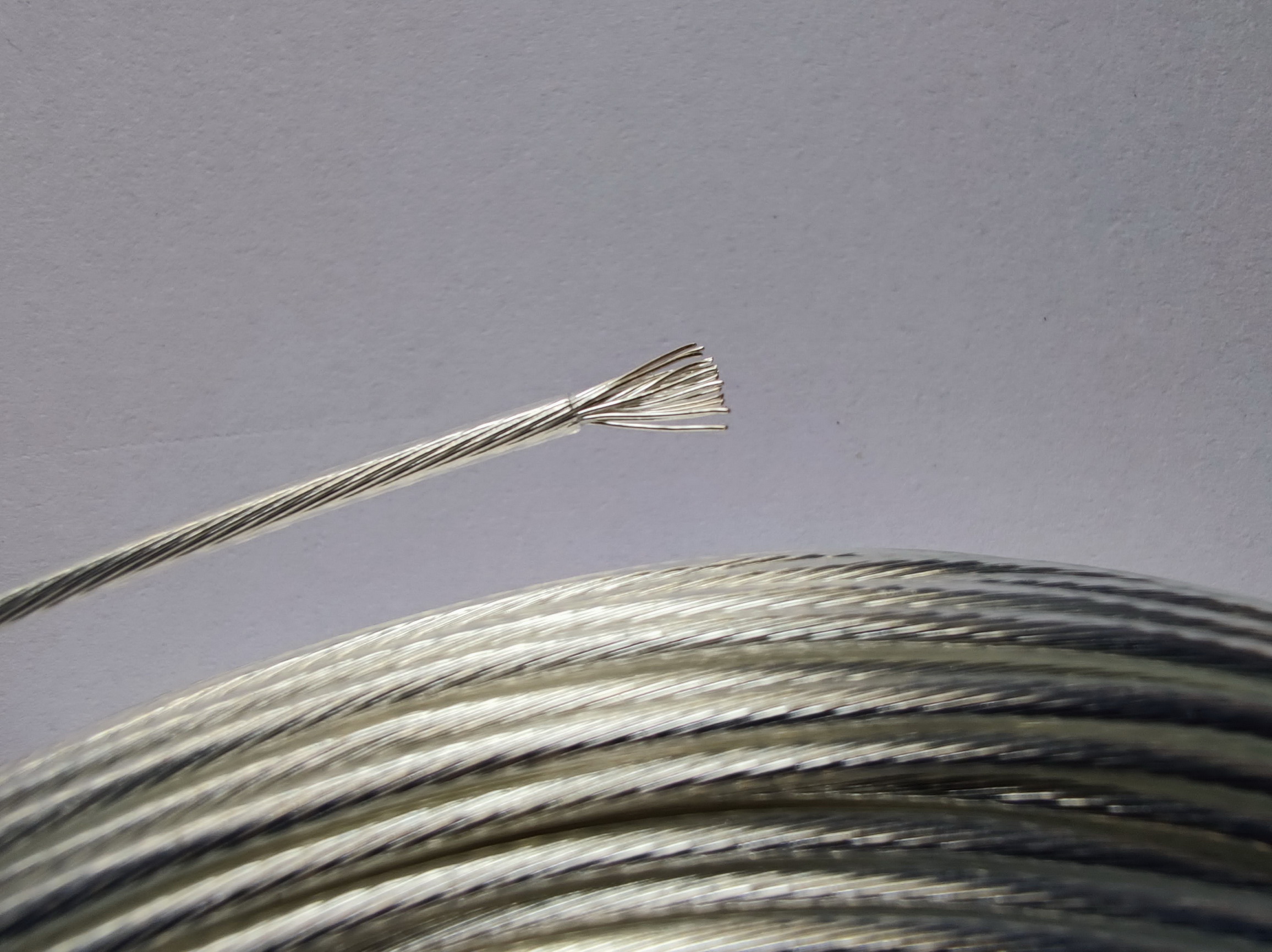 Dây điện mạ bạc vỏ teflon 18AWG (Giá 1 mét)