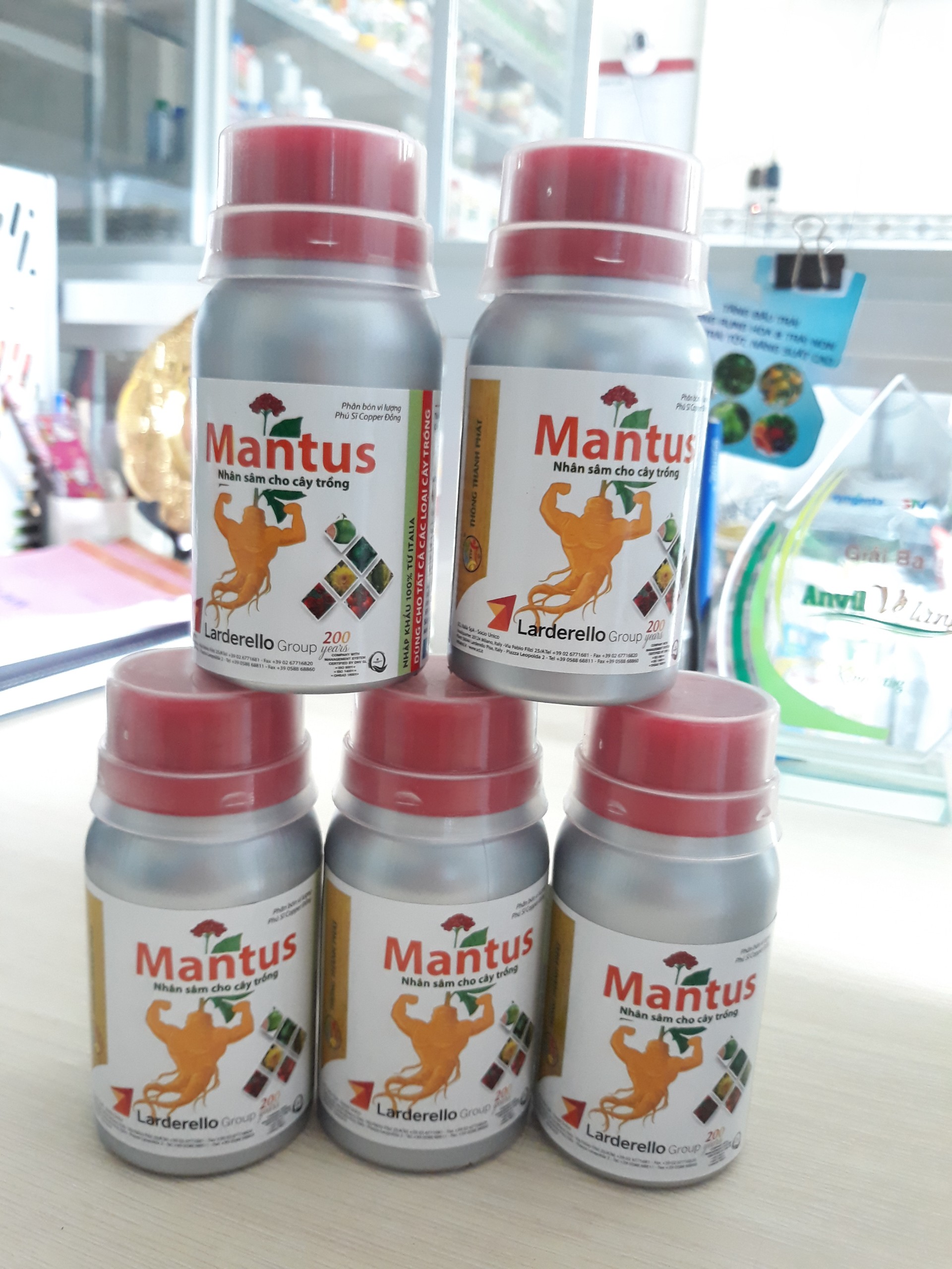 MANTUS nhân sâm cho cây trồng chai 100ml