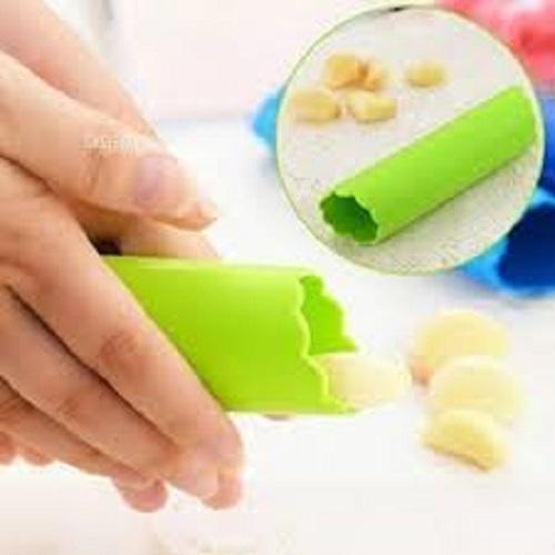 Dụng cụ bóc vỏ tỏi siêu nhanh