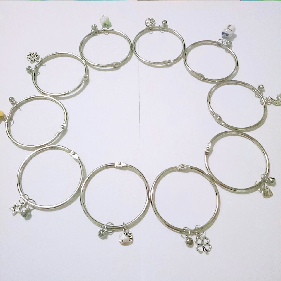 Sỉ combo 10 kiềng tay cao cấp mix charm đa dạng