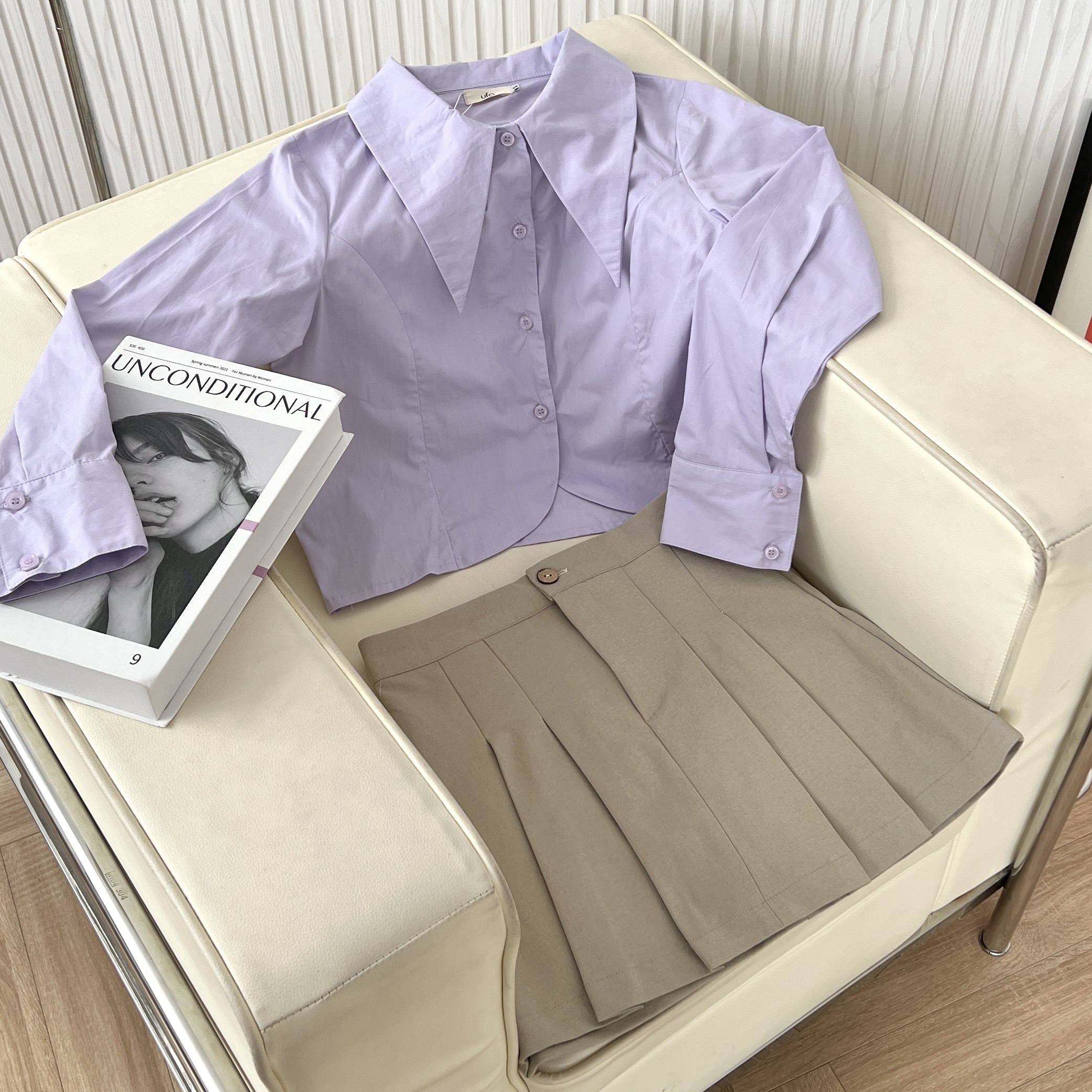 [Nhập LAZLOOK99 GIẢM 100K/500K] Áo sơ mi croptop cổ nhọn Collar Shirt