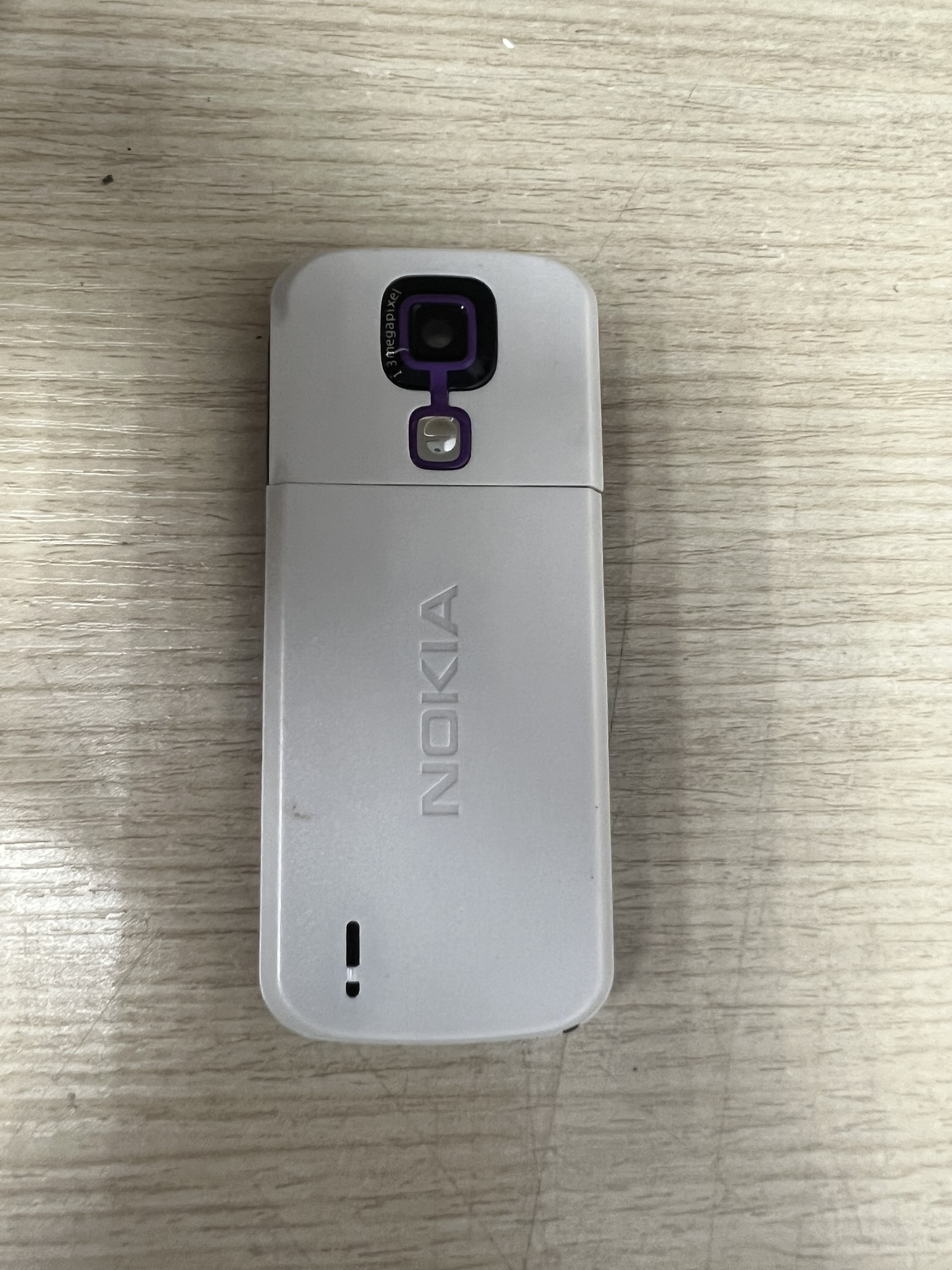 Vỏ sườn Nokia 5000
