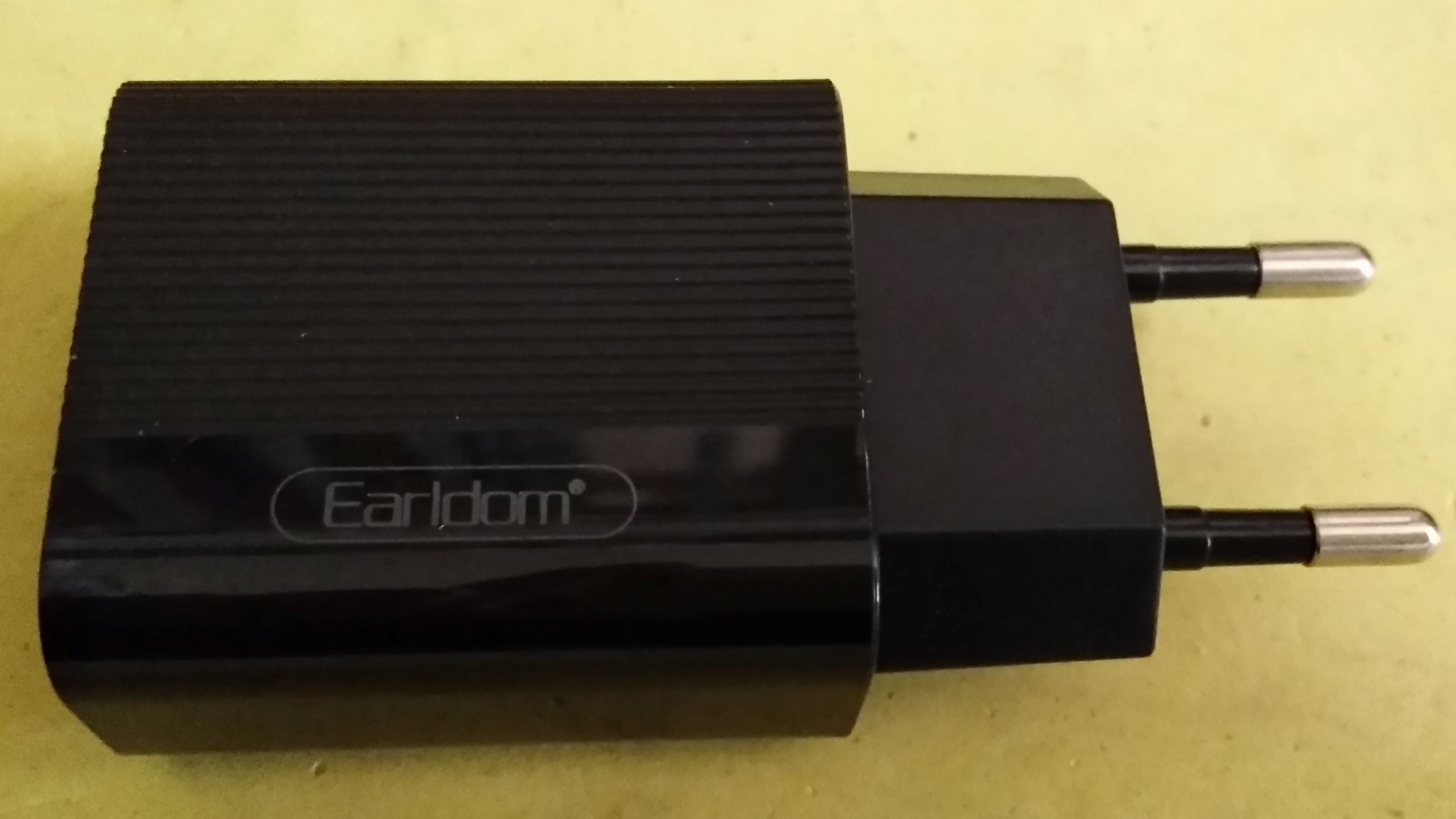 Củ sạc nhanh Earldom ES-201 1 cổng USB 2.1A