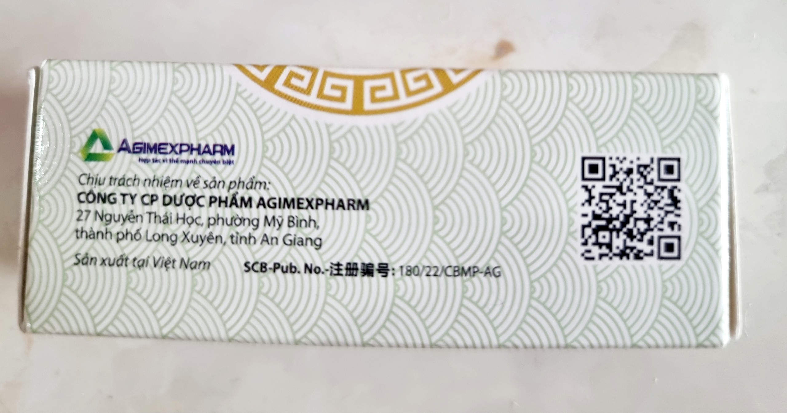 DẦU GIÓ NHỊ TIÊN (DẦU HOA TRÀ + TINH DẦU BẠC HÀ + TINH DẦU NGẢI CỨU)