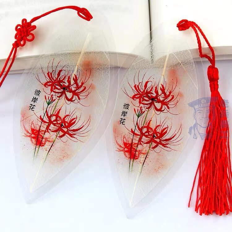 Bookmark gân lá hình hoa bỉ ngạn kẹp sách