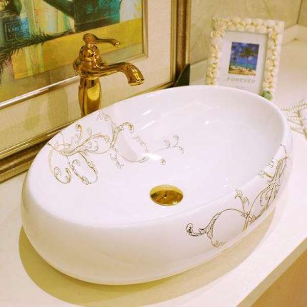 Chậu rửa lavabo gốm sứ cao cấp LAV0052 – Họa tiết dây leo mạ vàng