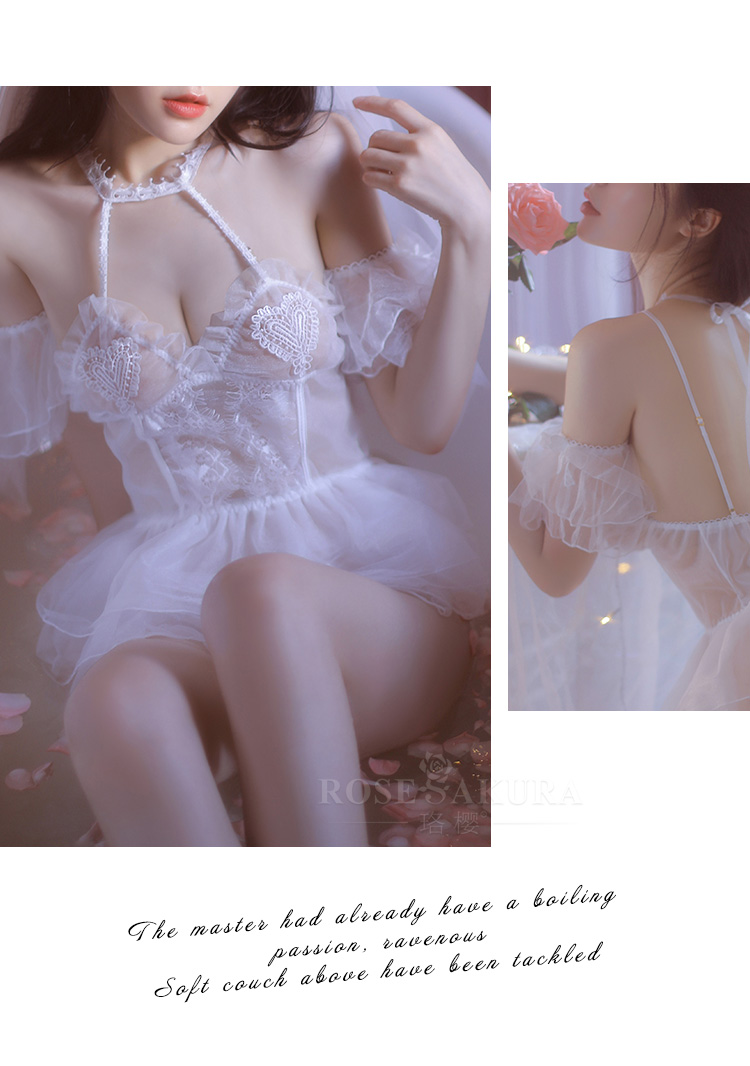 Bộ đồ ngủ hai dây sexy