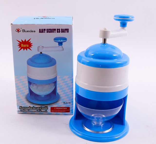 Máy xay đá, bào đá quay tay