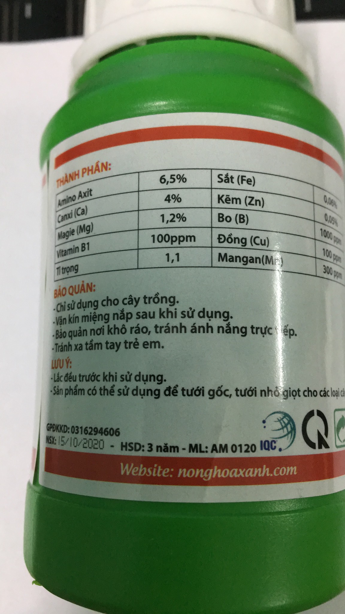 Phân bón vi lượng amino combi dạng chelate lọ 180ml