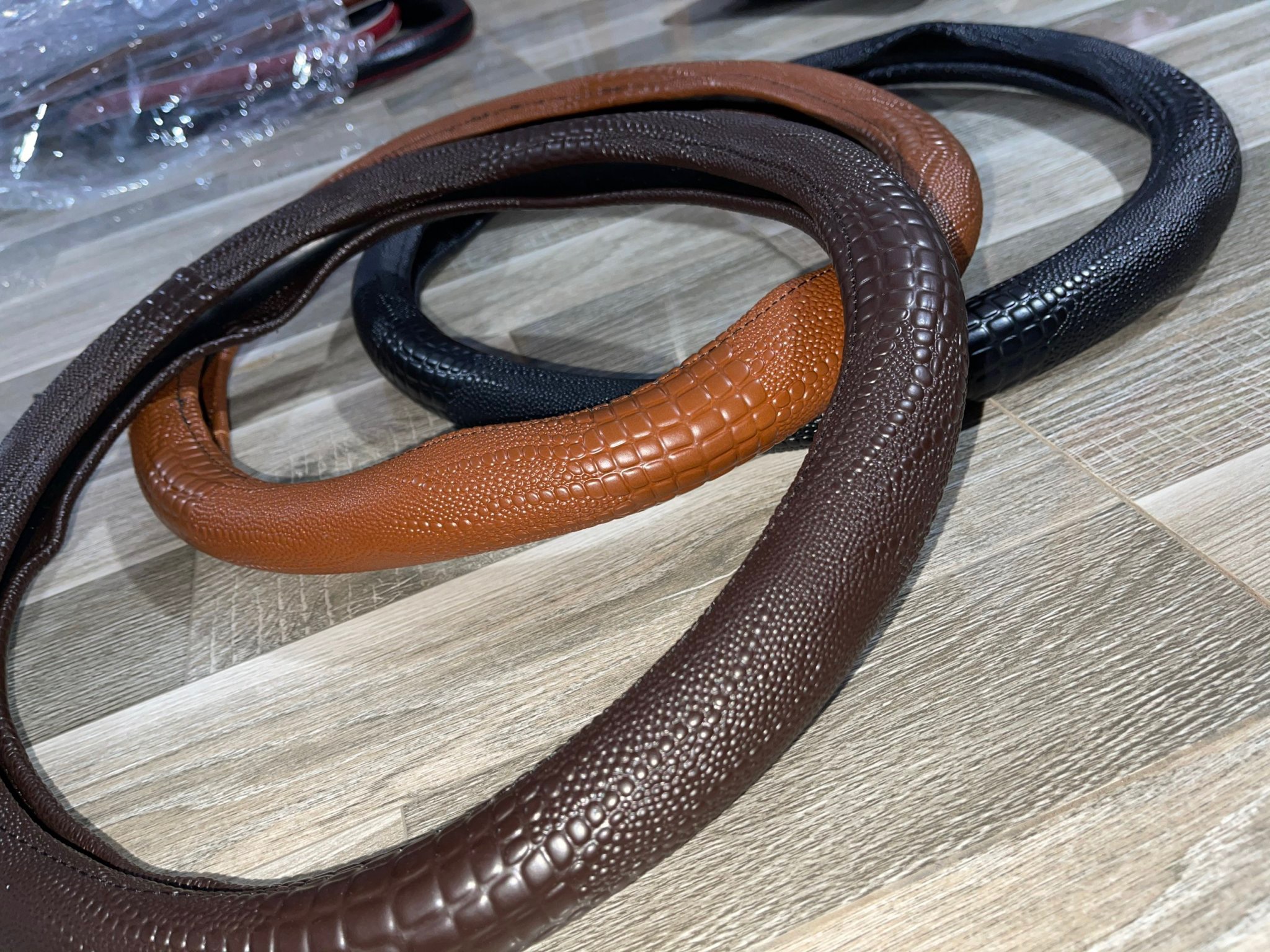 Bọc vô lăng cá xấu 38cm 40cm 42/43cm