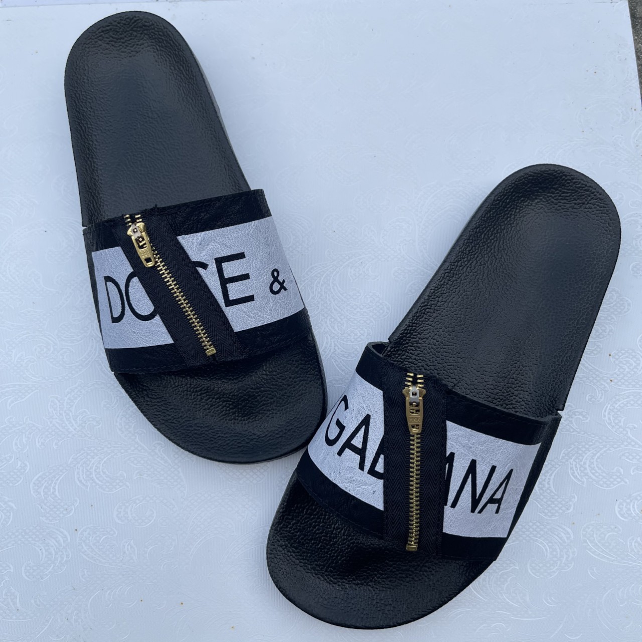 Dép nam Dolce khóa zip mẫu mới nhất