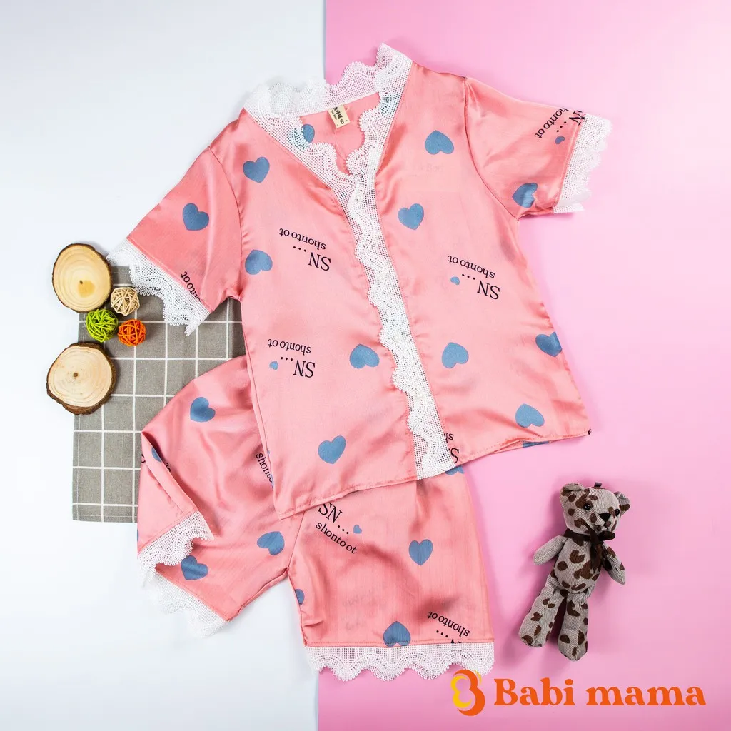 Bộ Đồ Ngủ Pijama Bé Gái Set Quần Áo Trẻ Em Cộc Tay Mặc Nhà Lụa Satin Hình Tim Phối Viền Ren [BN09] - Shin.s Store
