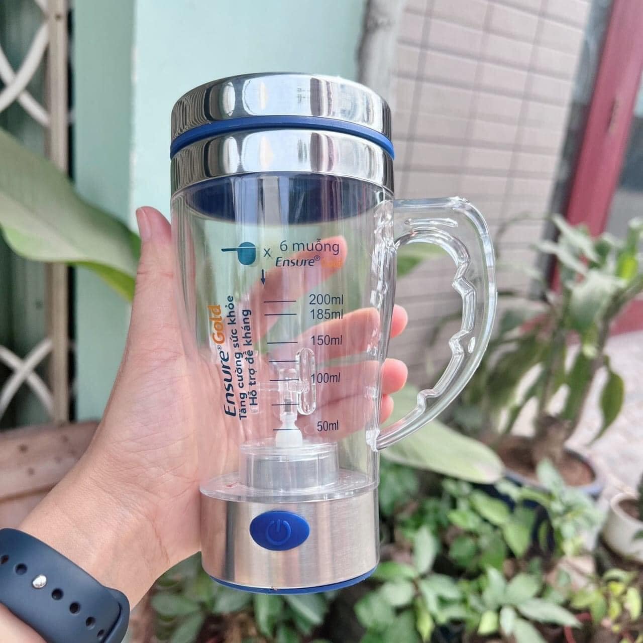 LY TỰ KHUẤY QUÀ TẶNG SỮA ENSURE