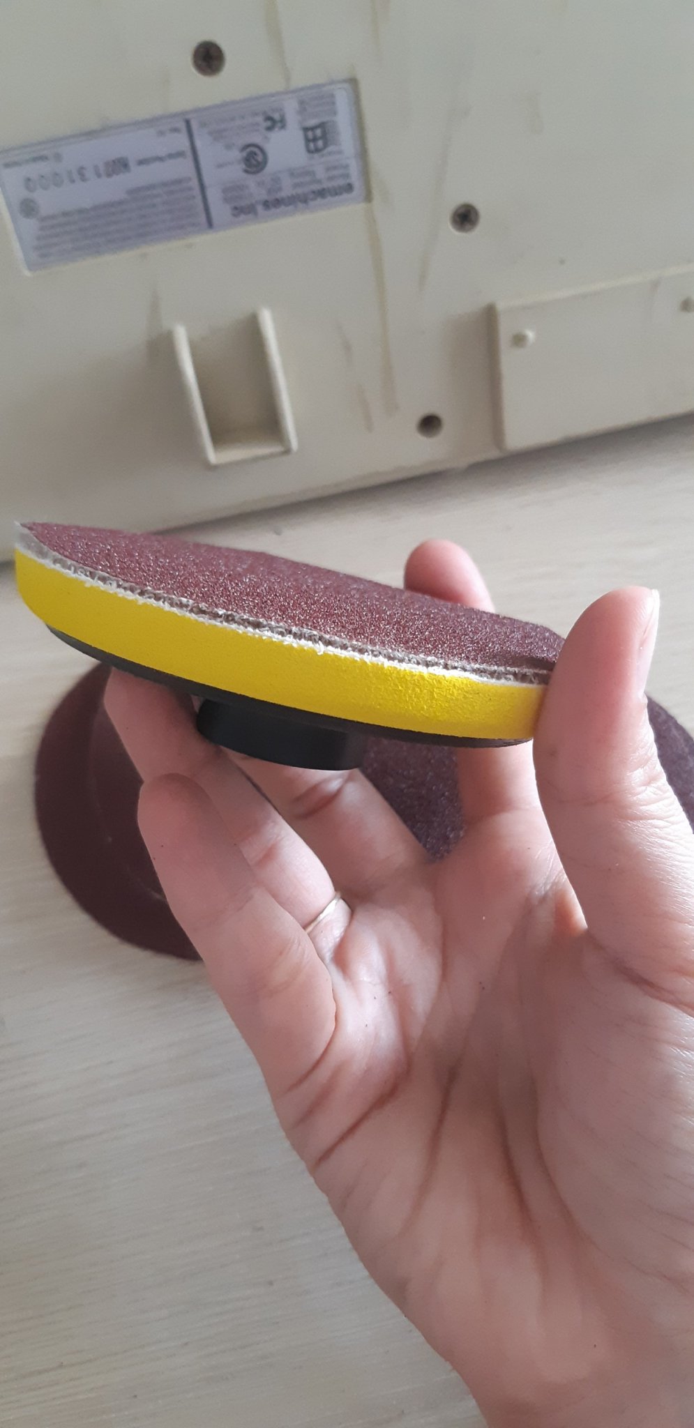 Đế Chà Nhám Tròn 100mm + 05 Nhám Tròn 100mm