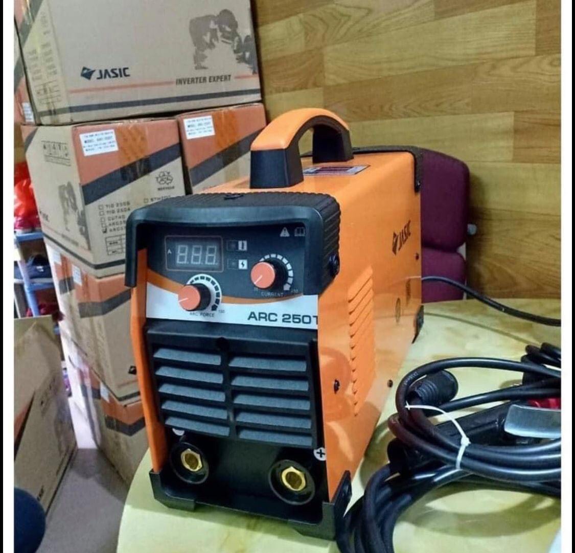 Máy hàn điện tử JASIC ARC250