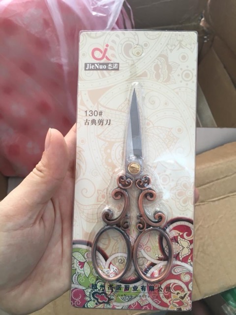 Kéo cổ vintage 110k/cây