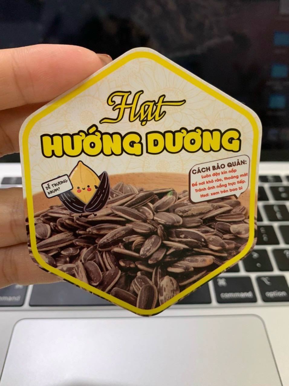 55 tem lục giác 7x8cm - hạt hướng dương